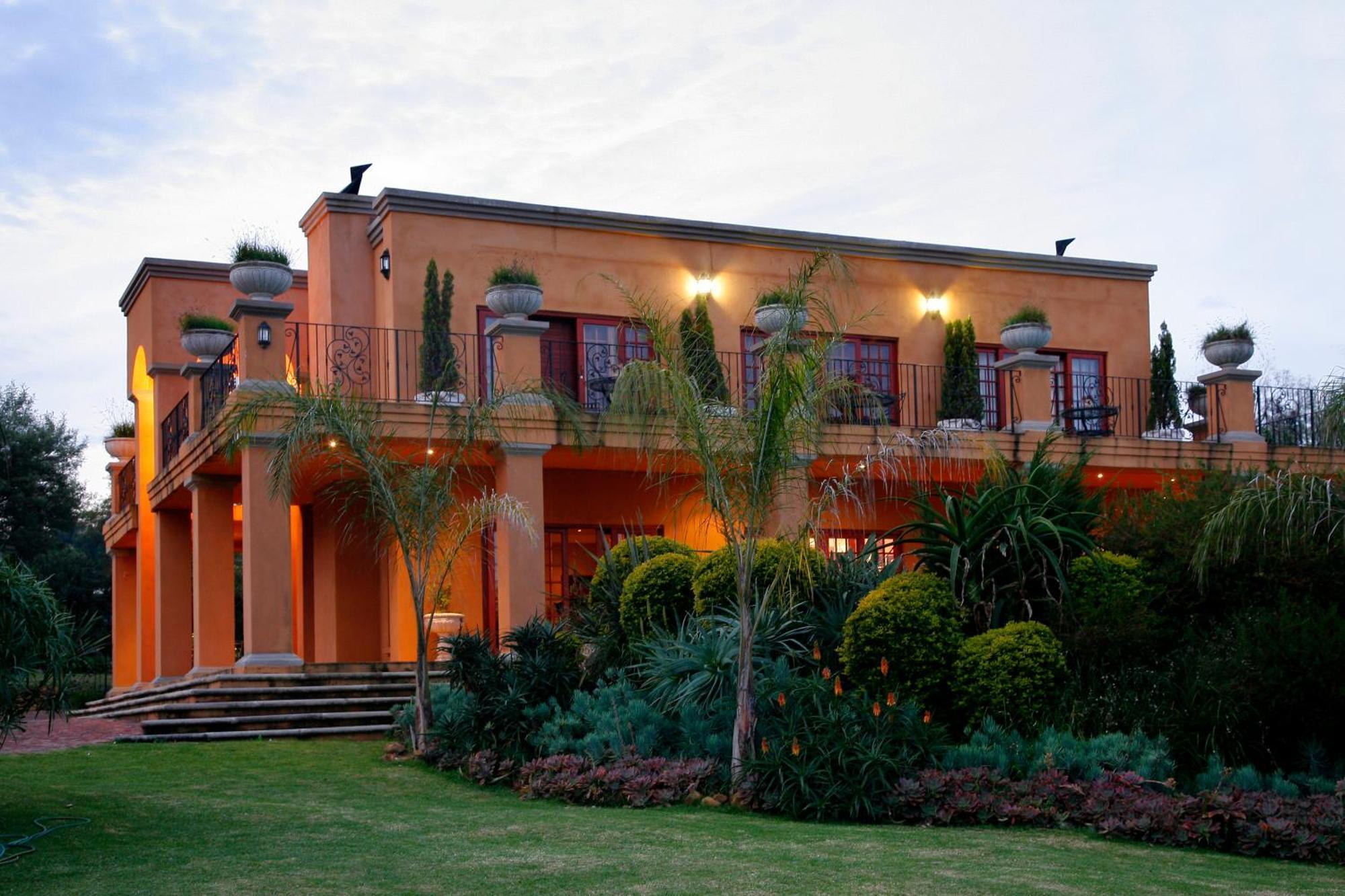 Tuareg Guest House มิดแรนด์ ภายนอก รูปภาพ