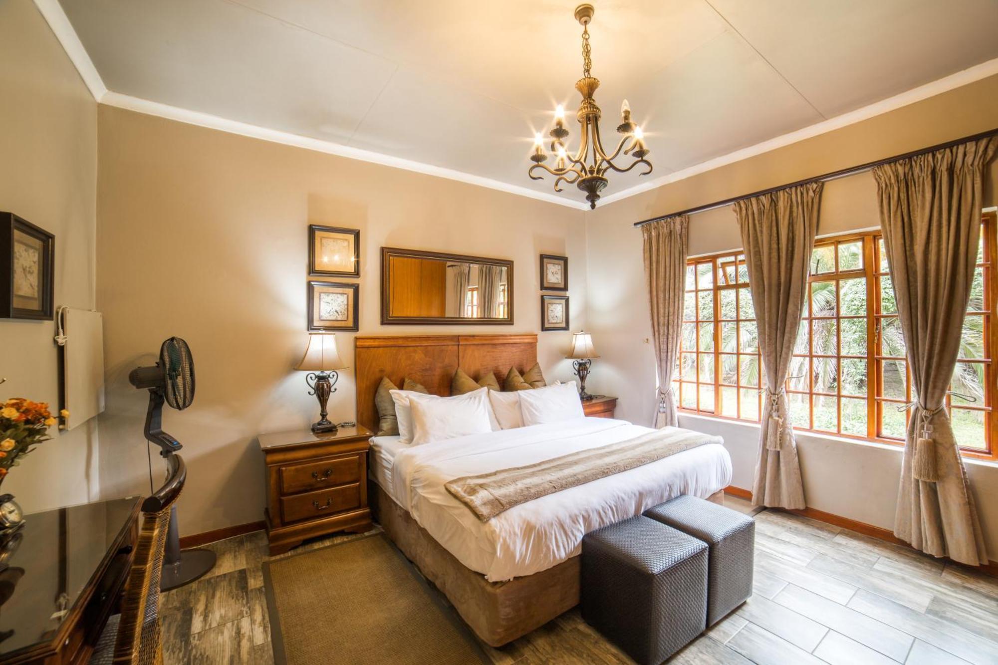 Tuareg Guest House มิดแรนด์ ภายนอก รูปภาพ