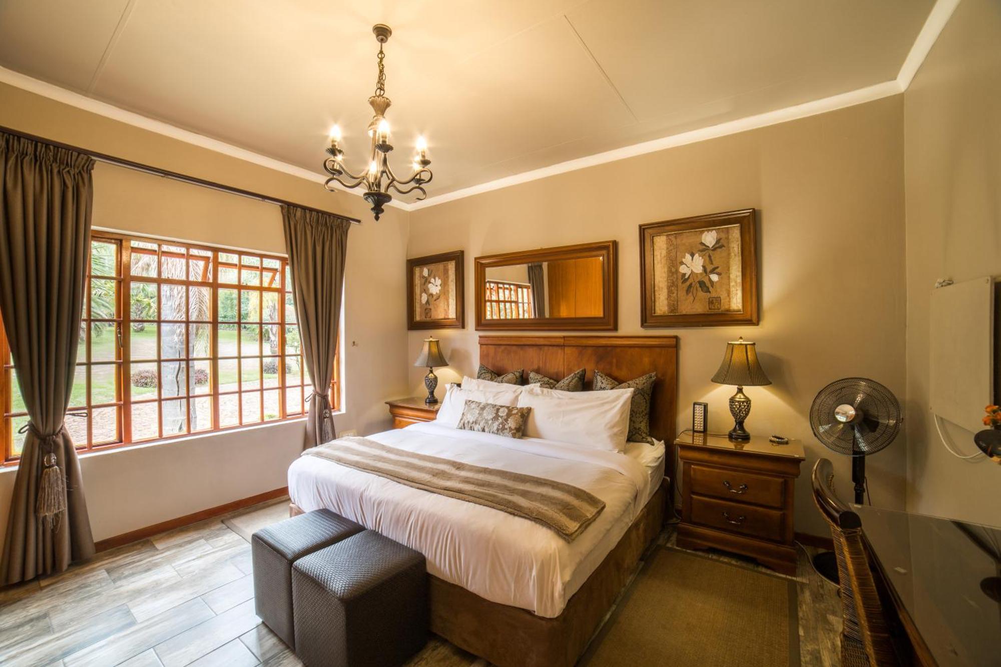 Tuareg Guest House มิดแรนด์ ภายนอก รูปภาพ