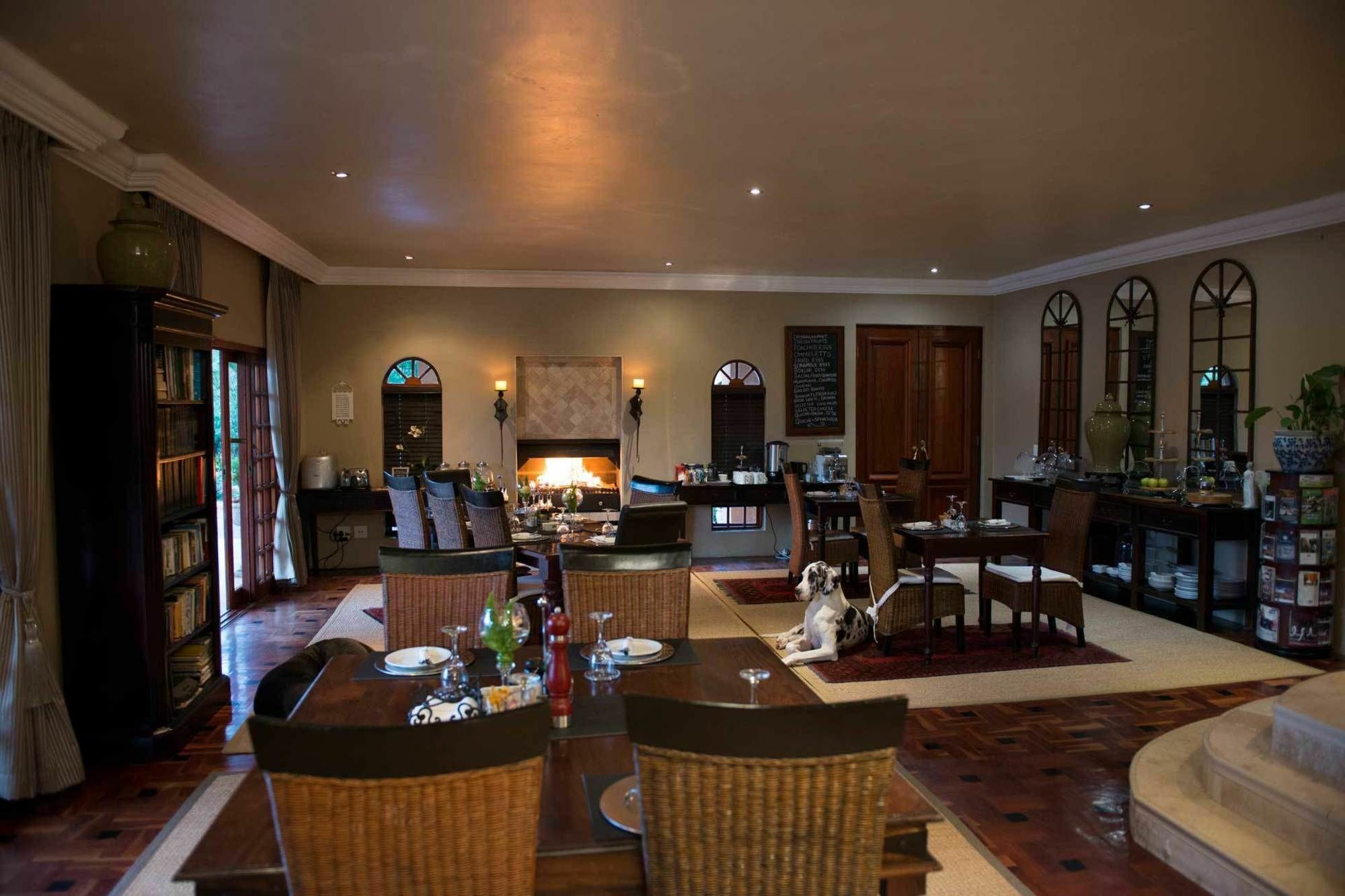 Tuareg Guest House มิดแรนด์ ภายนอก รูปภาพ