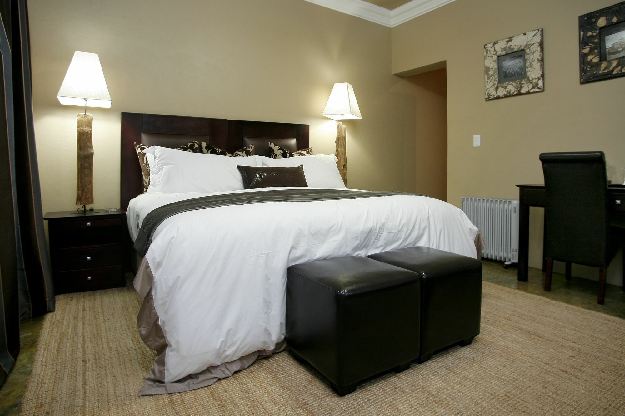 Tuareg Guest House มิดแรนด์ ภายนอก รูปภาพ