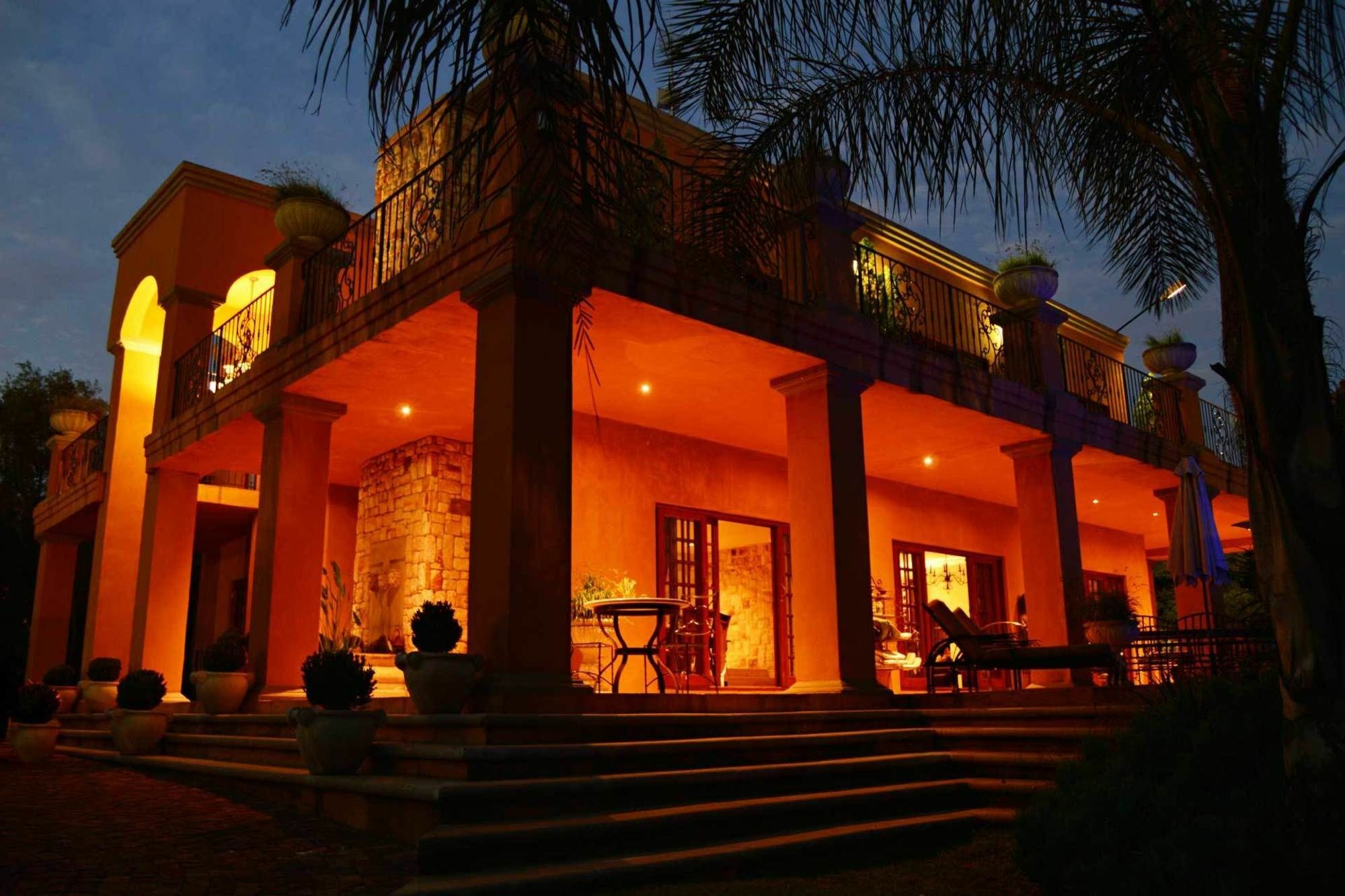 Tuareg Guest House มิดแรนด์ ภายนอก รูปภาพ