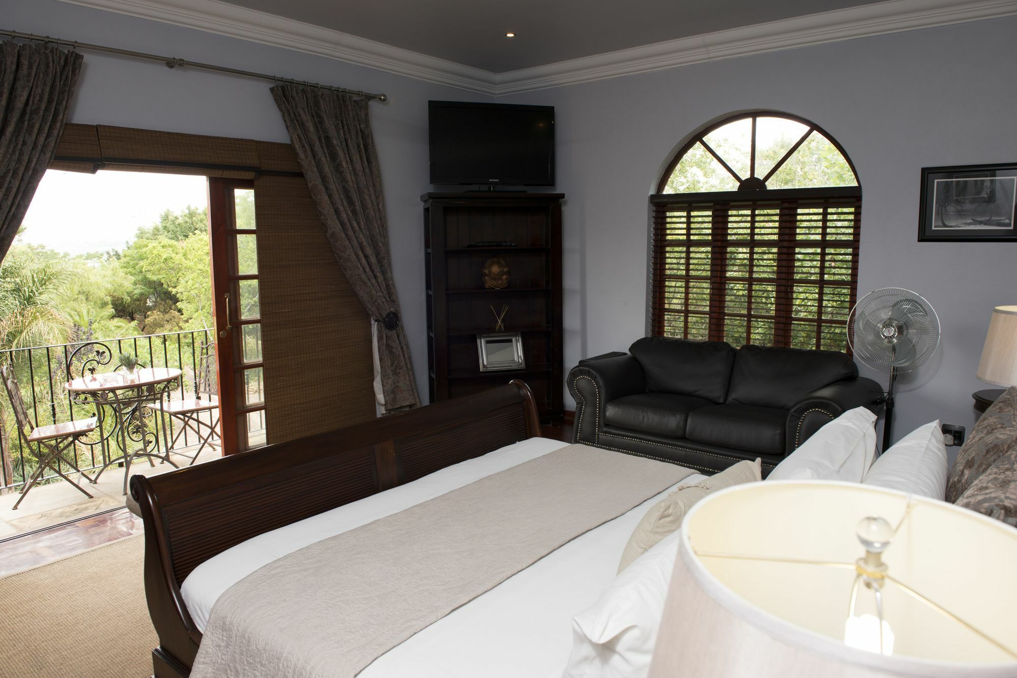 Tuareg Guest House มิดแรนด์ ภายนอก รูปภาพ